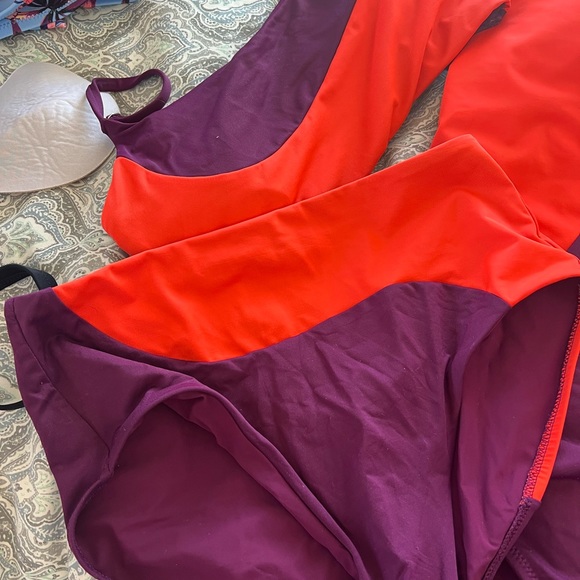 Athleta swim set - Picture 4 of 5